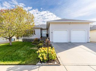 58 N Cottonwood Ct SW, Medicine Hat, AB T1B 4R5
