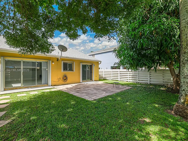 13765 SW 145th St — Photo 42