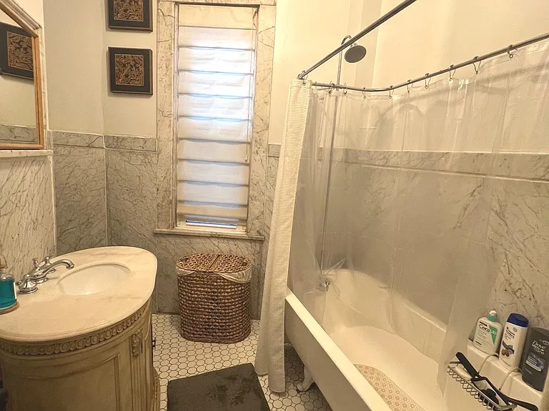 727 Reservoir St — Photo 28