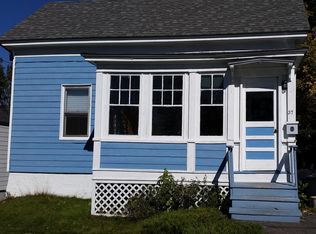 37 Pleasantdale Ave, Waterville, ME 04901