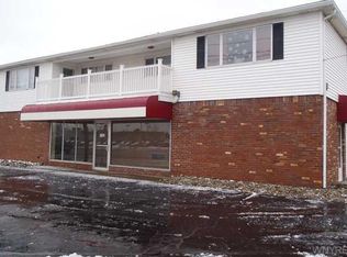5143 Camp Rd, Hamburg, NY 14075