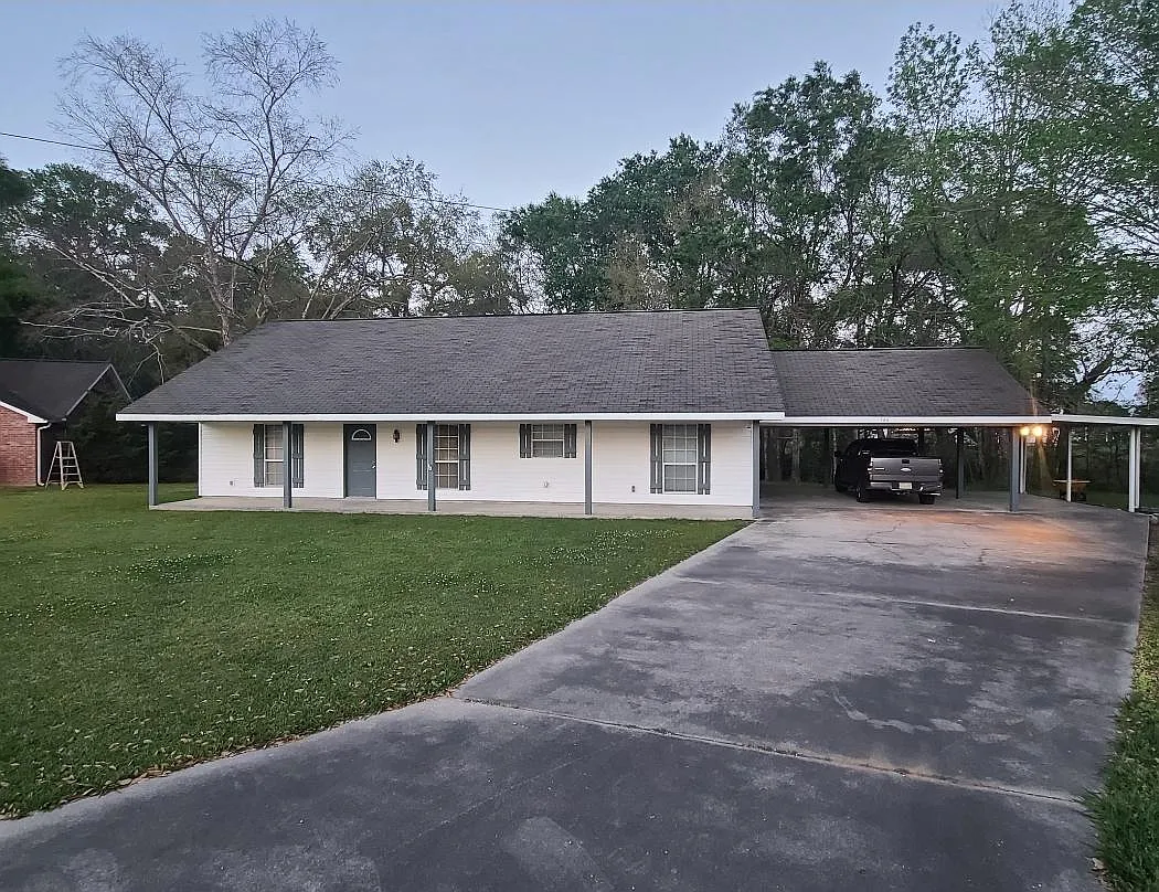146 E Bayou Shr — Photo 2