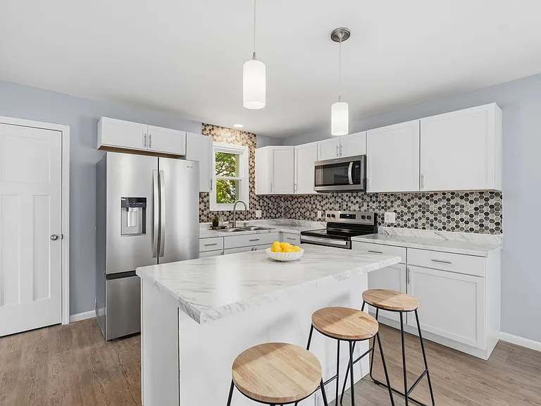 108 S Science St — Photo 23