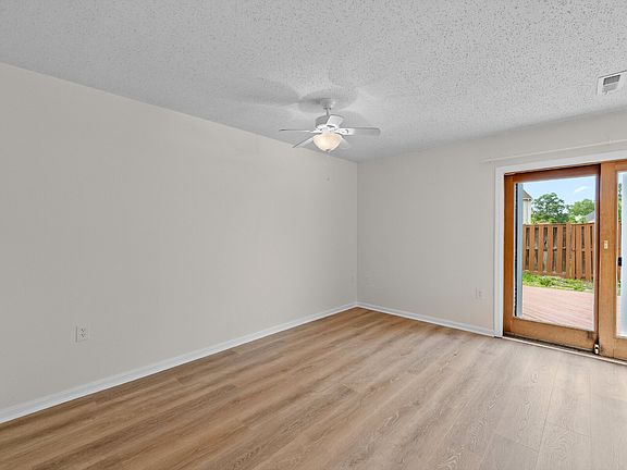 5th image of 2178 Mager Dr