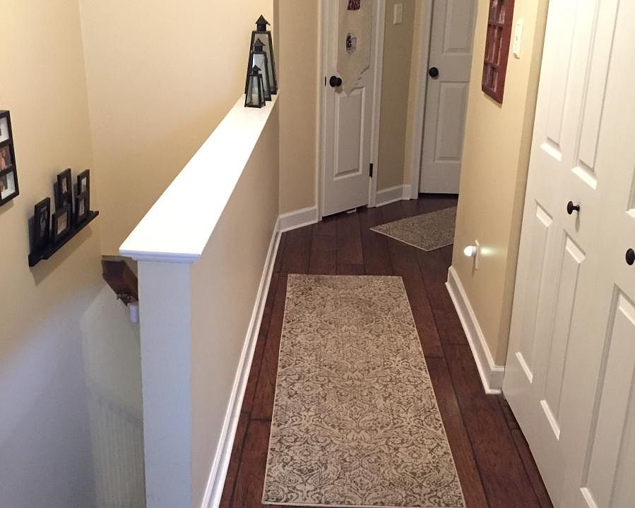 Upstairs hall
