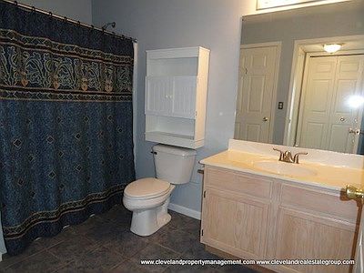 5th image of 22668 Lenox Dr #G2