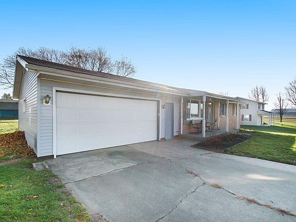 2nd image of 62946 Fairview Dr