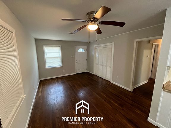 3rd image of 3236 S Edgeware Rd