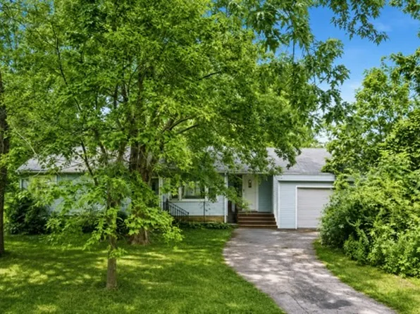 9016 Bellefontaine Rd, New Carlisle, OH 45344