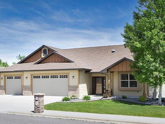 2nd image of 4209 Julaura Ln