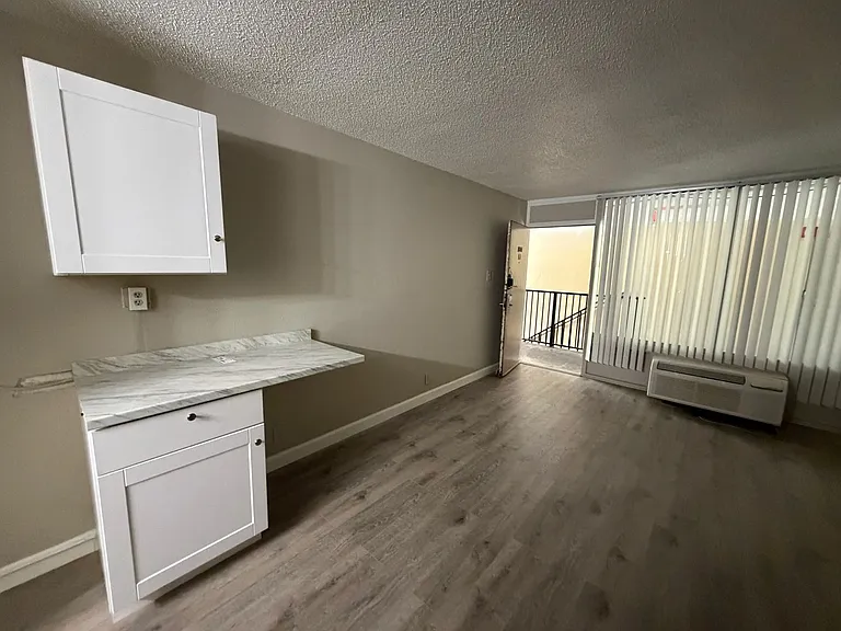 7900 S Orange Blossom Trl #2070 — Photo 4