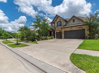 19403 Trinity River Dr, Cypress, TX 77433