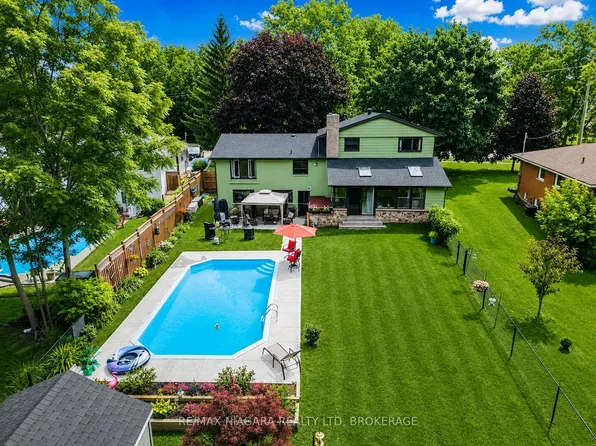 671 Ridge Rd N, Fort Erie, ON L0S 1N0