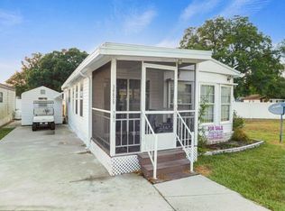 38629 Five Oak Ln, Zephyrhills, FL 33540