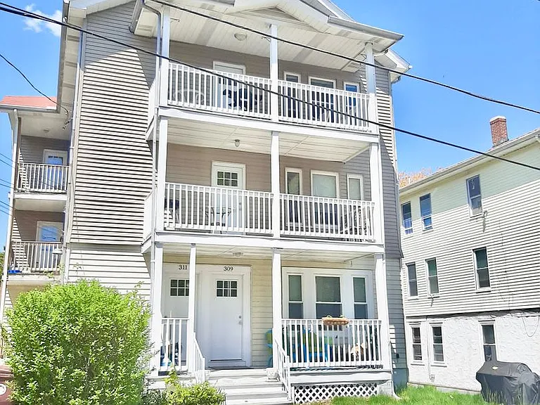 311 Ward Street — Photo 1