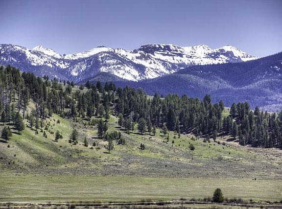 3rd image of 29 Scenic Dr