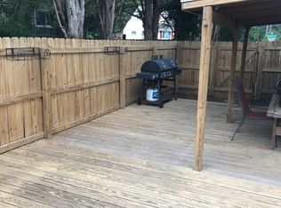 1045 Hunting Hill Ln, Virginia Beach, VA 23455