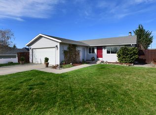 102 N 94th Pl, Yakima, WA