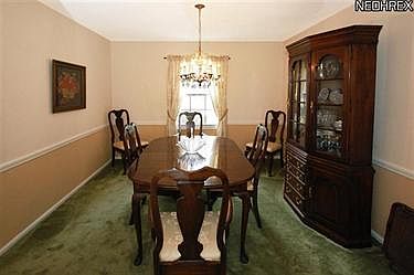 5th image of 30500 Manhasset Dr