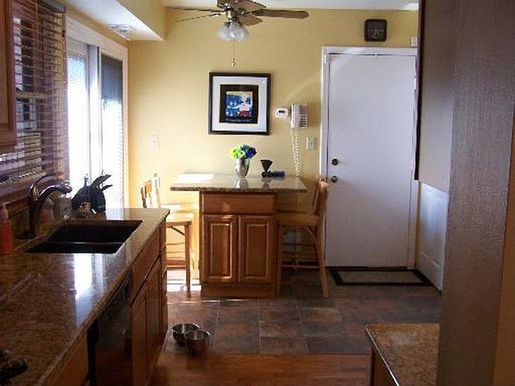 5th image of 21 Indian Trail Dr