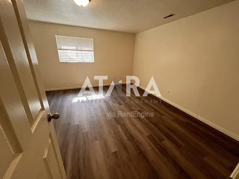 4247 South Hwy #89-23 — Photo 24