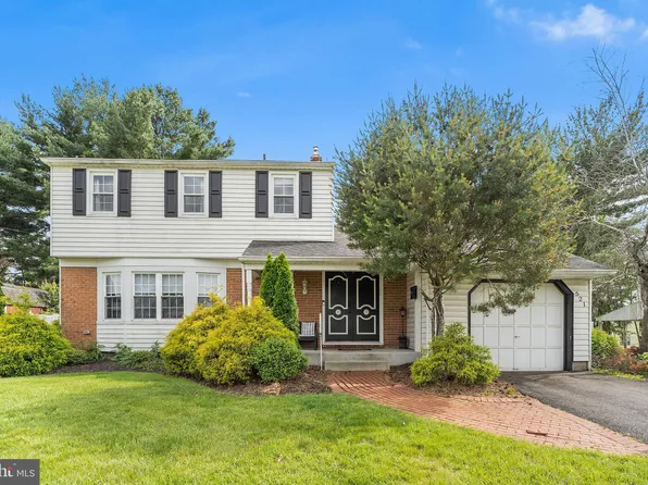 521 Rhode Island Ave, Cherry Hill, NJ 08002