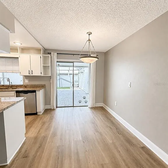 11905 Cypress Vis — Photo 12