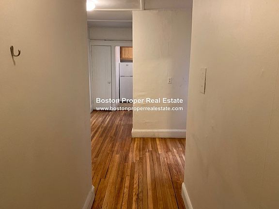 2nd image of 1175 Boylston St APT 8