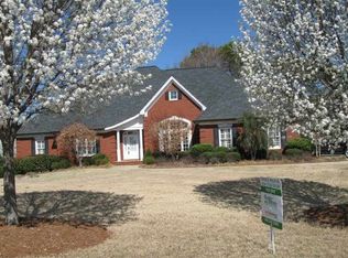 1009 Cotton Plantation Dr, Stockbridge, GA 30281