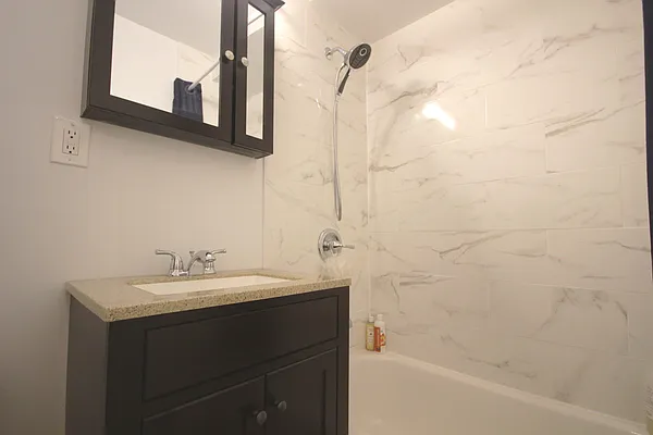 Rented by Keller Williams NYC | media 26