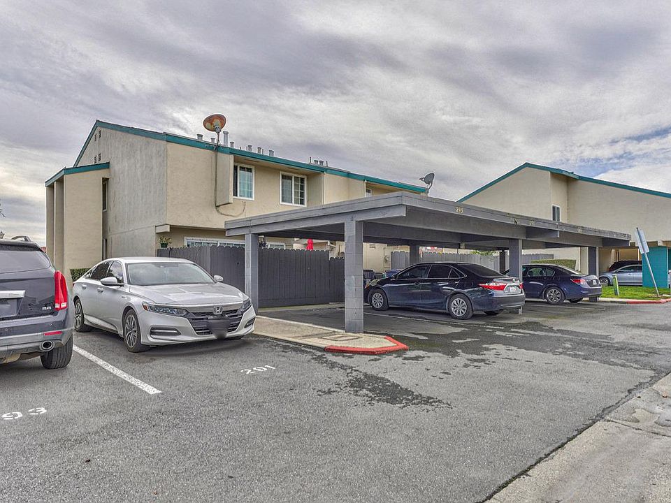 1st image of 293 Sunnyhills Dr #293