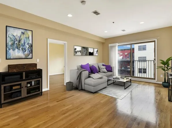 109 Jackson St, Hoboken, NJ