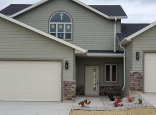 422 Louis Ln, Baraboo, WI 53913