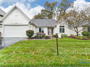 8621 Whitecliff Ct, Sylvania, OH 43560