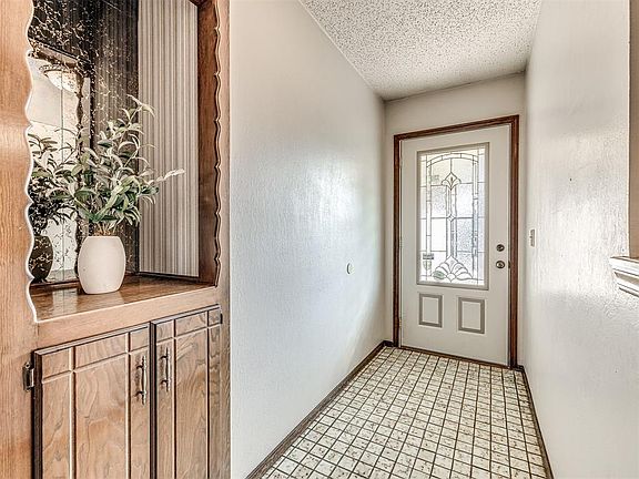 4th image of 1817 Briarhill St