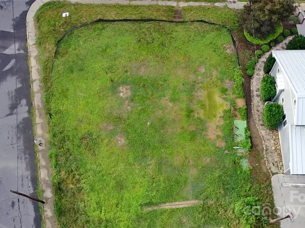 1 Spears Ave, Asheville, NC 28801