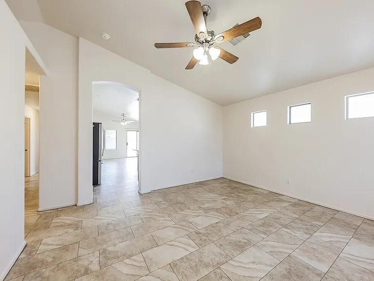 15019 W Port Au Prince Ln — Photo 3
