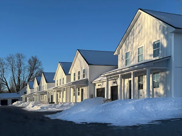 25 Magnolia Lane #25, Gardiner, ME 04345