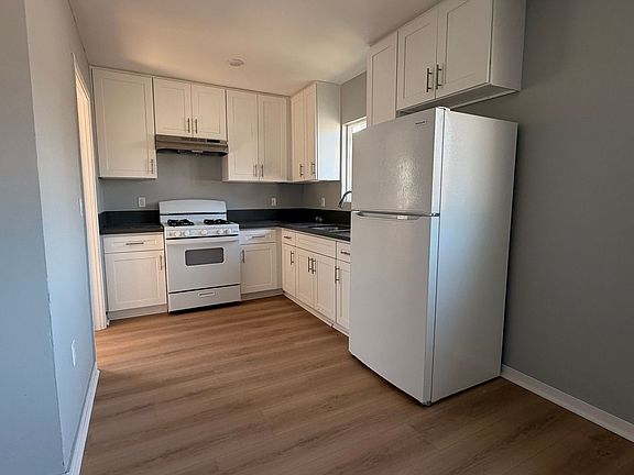 3rd image of 3920 Hillcrest Dr #3922-C