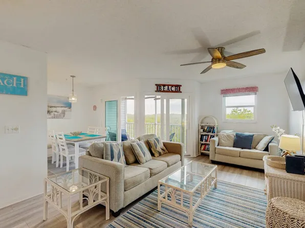 3607 E Bay Dr #Id1591478p, Bradenton Beach, FL 34217