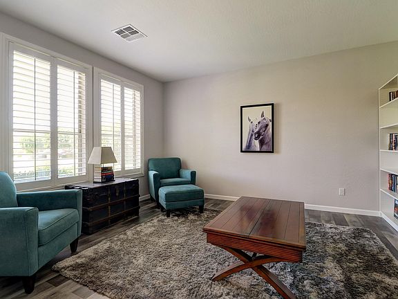 4th image of 7094 W Jackrabbit Ln