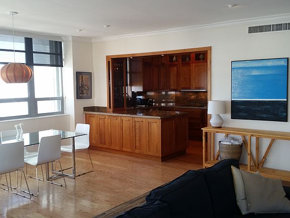 4th image of 2121 N Bayshore Dr APT 909