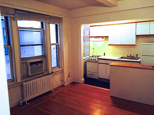 Rented by Performing Assets Corp | media 20