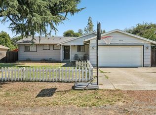 8878 Greenhalgh Ln, Orangevale, CA 95662