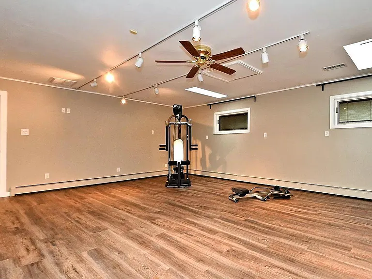 550 N Sanatoga Rd — Photo 3