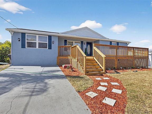 3rd image of 827 Seabreeze Dr