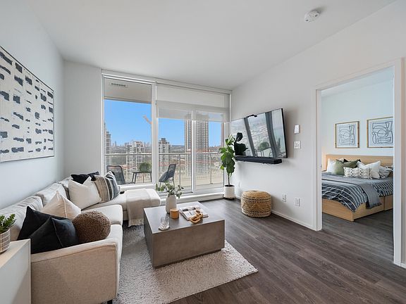 2nd image of 4650 Brentwood Blvd #1104