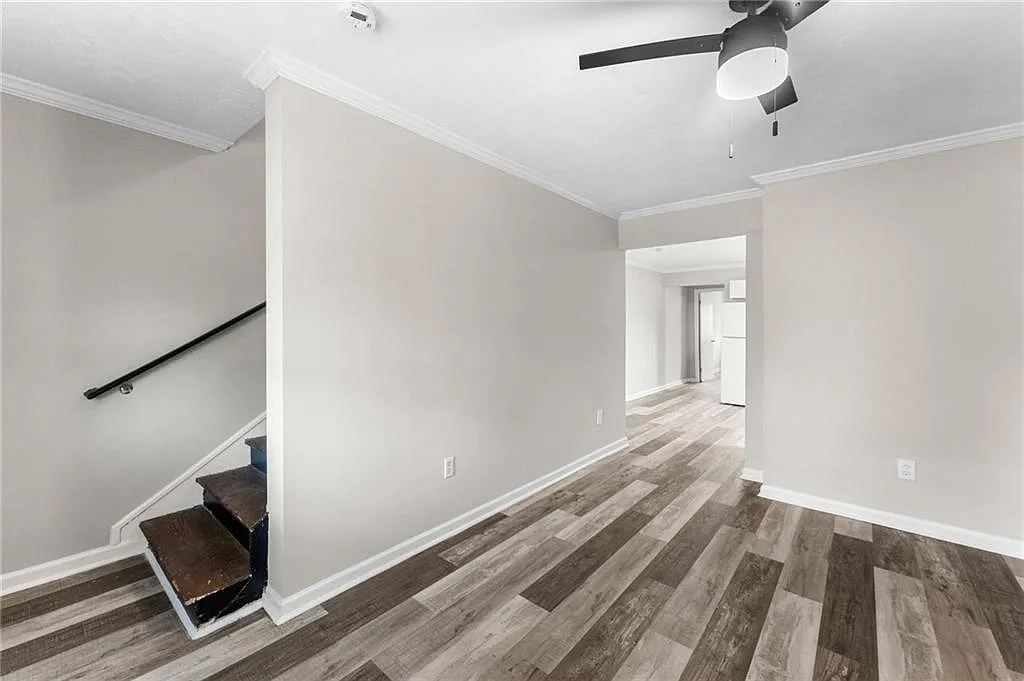 4 bed, 1350 sqft, $2,200 — Photo 1