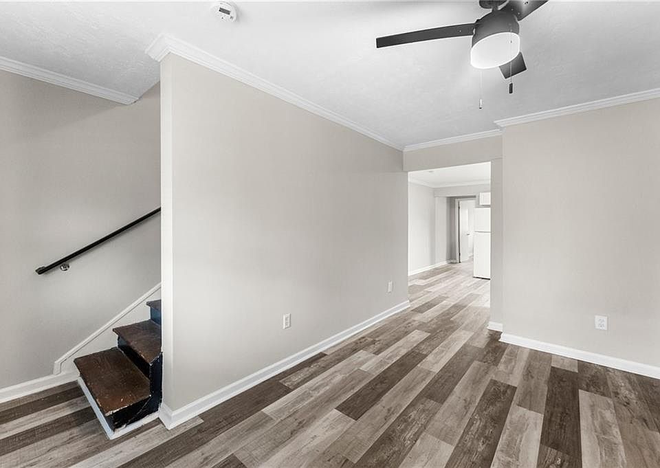 1st image of 454 Harding St