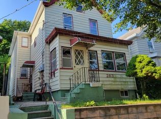 283 Burgess Pl FLOOR 2, Clifton, NJ
